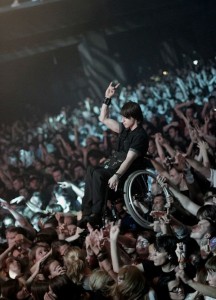 korn-concert-in-moscow-guy-in-wheel-chair